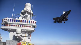[ẢNH] Tiêm kích F-35B chính thức hoạt động trên tàu sân bay Cavour