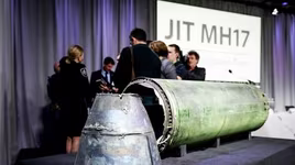 [ẢNH] Tòa án Hà Lan tiếp tục tung bằng chứng cáo buộc tên lửa Buk bắn rơi MH17