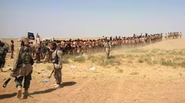 [ẢNH] Quân đội Syria bắt sống nhóm "đặc nhiệm IS" chuyên tấn công lính Nga