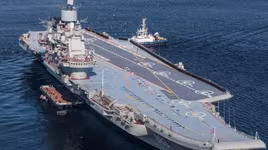[ẢNH] Tàu sân bay "Đô đốc Kuznetsov" bị coi là con tàu xui xẻo nhất của Hải quân Nga