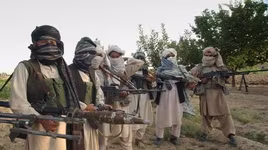 [ẢNH] Tiểu đoàn chuyên đánh bom tự sát của Taliban áp sát biên giới Tajikistan