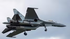 Mỹ dùng phương pháp cây gậy và củ cà rốt để chống lại tiêm kích Su-35 Nga