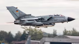 Vũ khí hạt nhân Mỹ tại Đức vẫn phải dựa vào đôi cánh mang vác già nua 40 năm tuổi