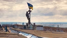 Quân đội Ukraine phản công chậm song dần tái chiếm một số ngôi làng