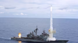 Tàu sân bay Mỹ gặp khó khi hàng loạt tuần dương hạm Ticonderoga 'nghỉ hưu'