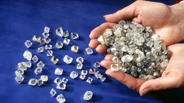 Chấm dứt thời kỳ kim cương Nga dễ dàng lách các lệnh trừng phạt?