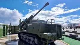 Pháo tự hành robot hóa đặc biệt ra mắt tại Diễn đàn Army 2024