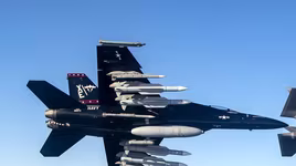 Trung Quốc bỏ xa Mỹ trong cuộc đua tên lửa không đối không tầm xa