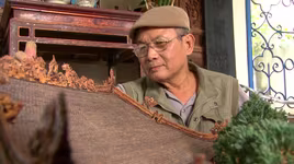 Độc đáo mô hình đình làng bằng gỗ siêu nhỏ