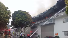 Kịp thời ngăn cháy lan trong vụ hoả hoạn xảy ra tại Nhà máy Bia Hà Nội Habeco