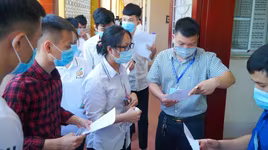 Đề thi môn Ngữ văn THPT Quốc gia đợt 2: ‘An toàn nhưng thiếu sự mới mẻ’