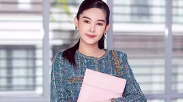 [ẢNH] Ở tuổi 25, Hoa hậu Đại dương 2017 Lê Âu Ngân Anh có gì?