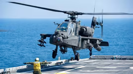 Trực thăng AH-64 Apache mang ‘sát thủ tầm xa’ đến sườn Đông NATO