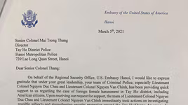 Tùy viên an ninh Đại sứ quán Hoa kỳ tại Hà Nội gửi thư cám ơn Công an quận Tây Hồ