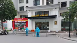 Tổ chức kiểm soát chặt chẽ 24/24h người ra vào các tòa chung cư cao tầng