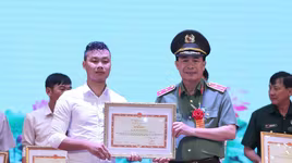 Biểu dương 94 tập thể, cá nhân điển hình tiên tiến trong phong trào toàn dân bảo vệ an ninh Tổ quốc 