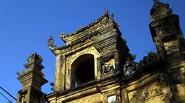 Làng biệt thự đang bị lãng quên