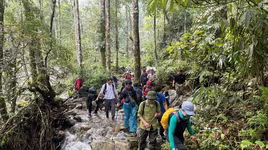 Khảo sát xây dựng tuyến du lịch xuyên Vườn quốc gia Hoàng Liên, lên đỉnh Nam Kang Ho Tao