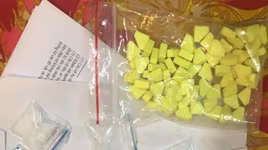 Bắt quả tang "9X" mua bán trái phép chất ma túy