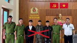 Bộ 3 đeo khẩu trang đi cướp giật điện thoại