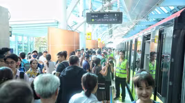 Ngày đầu, đường sắt Nhổn - ga Hà Nội vận chuyển hơn 34.000 lượt hành khách