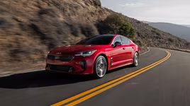 [ẢNH] Kia Stinger 2022: Thiết kế thể thao và mới mẻ