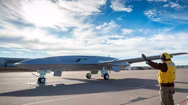 [ẢNH] MQ-25 Stingray: "Quân bài" bí ẩn của hải quân Mỹ
