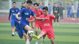 [ẢNH] Loạt trận 8h sáng 27-12