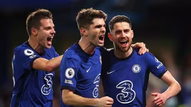 Thắng nghẹt thở Leicester, Chelsea lên top 3