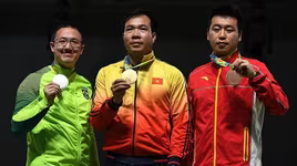 Bồi hồi xem lại khoảnh khắc Hoàng Xuân Vinh giành HCV Olympic lịch sử