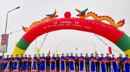 Thông xe, phương tiện lưu thông trở lại qua cầu Thăng Long từ sáng nay, 7-1