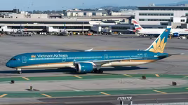 Kiến nghị xem xét thời điểm dỡ bỏ cách ly với khách nhập cảnh để sớm khôi phục đường bay quốc tế