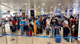 Tăng tần suất kiểm tra an ninh ngẫu nhiên với hành khách và hành lý qua sân bay dịp Quốc khánh