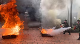 Tuyên truyền PCCC đến từng hộ dân trong dịp Tết 