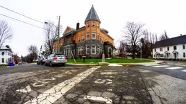 Độc đáo nhà hát kiêm thư viện mang cùng lúc hai quốc tịch