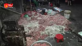 "Rùng mình" với các công đoạn chế biến nội tạng, mỡ động vật thải loại để bán ra thị trường