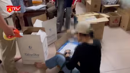 Triệt phá "đại lý" buôn thuốc lá lậu số lượng lớn tại chợ