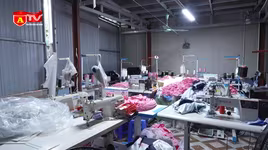 Giá chưa tới 1% hàng thật – mánh lời bạc triệu từ hàng giả