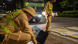 Cảnh sát giao thông Hà Nội tập trung xử lý vi phạm xe quá tải 