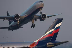 Moscow tuyên bố đáp trả nếu Ukraine đóng cửa không phận đối với hàng không Nga