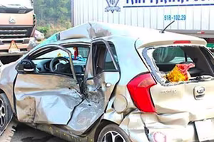 Tai nạn liên hoàn trên QL 1A, 7 người bị thương