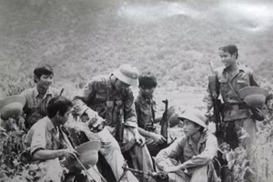 Lính “phố Hàng” trên chốt 