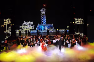 Nhiều ca sĩ nổi tiếng tham gia chương trình nghệ thuật "Bản giao hưởng hòa bình" 