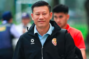 Thêm đội bóng V-League thay 'tướng'