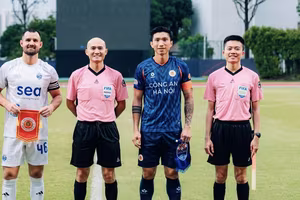 Đếm ngược ngày Đoàn Văn Hậu 'diện kiến' HLV Kim Sang-sik