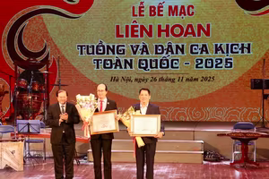 Trao 20 huy chương Vàng tại Liên hoan Tuồng và Dân ca kịch toàn quốc 2025