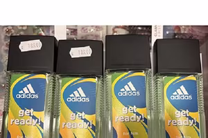 Nước ngoài thu hồi nhiều hóa mỹ phẩm, hàng hóa người tiêu dùng Việt Nam ưa chuộng