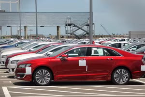 Chi 3,85 tỷ USD nhập khẩu ô tô nguyên chiếc
