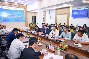 Nhận diện sớm rủi ro an ninh mạng, xây dựng hành lang pháp lý chặt chẽ là vấn đề sống còn