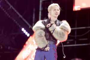 Hát ca khúc phản cảm, Jack bị phạt 55 triệu đồng, cấm biểu diễn 9 tháng